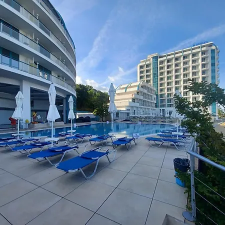 Апартаменти Goldstrand-holiday *